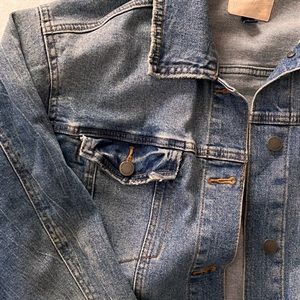 Target Universal Thread Denim Jacket in XL